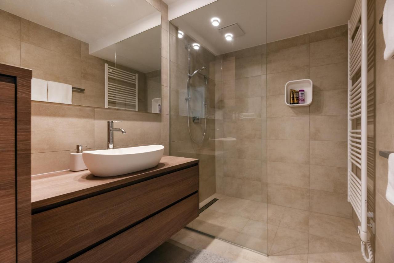 Stylisches Apartment In Zentraler Gruenruhelage Mit Garagenplatz Vienne Extérieur photo